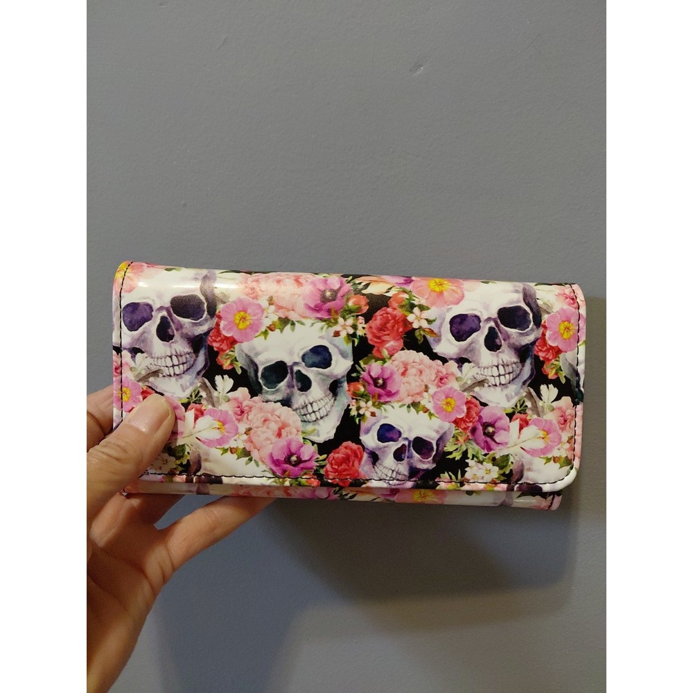 New Ed Hardy Style Womens Wallet Skull Pink Floral 7.5" Wide Snap Close